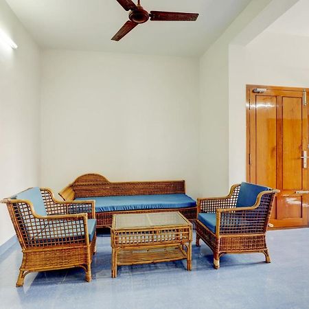 Oyo Home Fantasea Uthandi Near Juhu Beach Madras Buitenkant foto