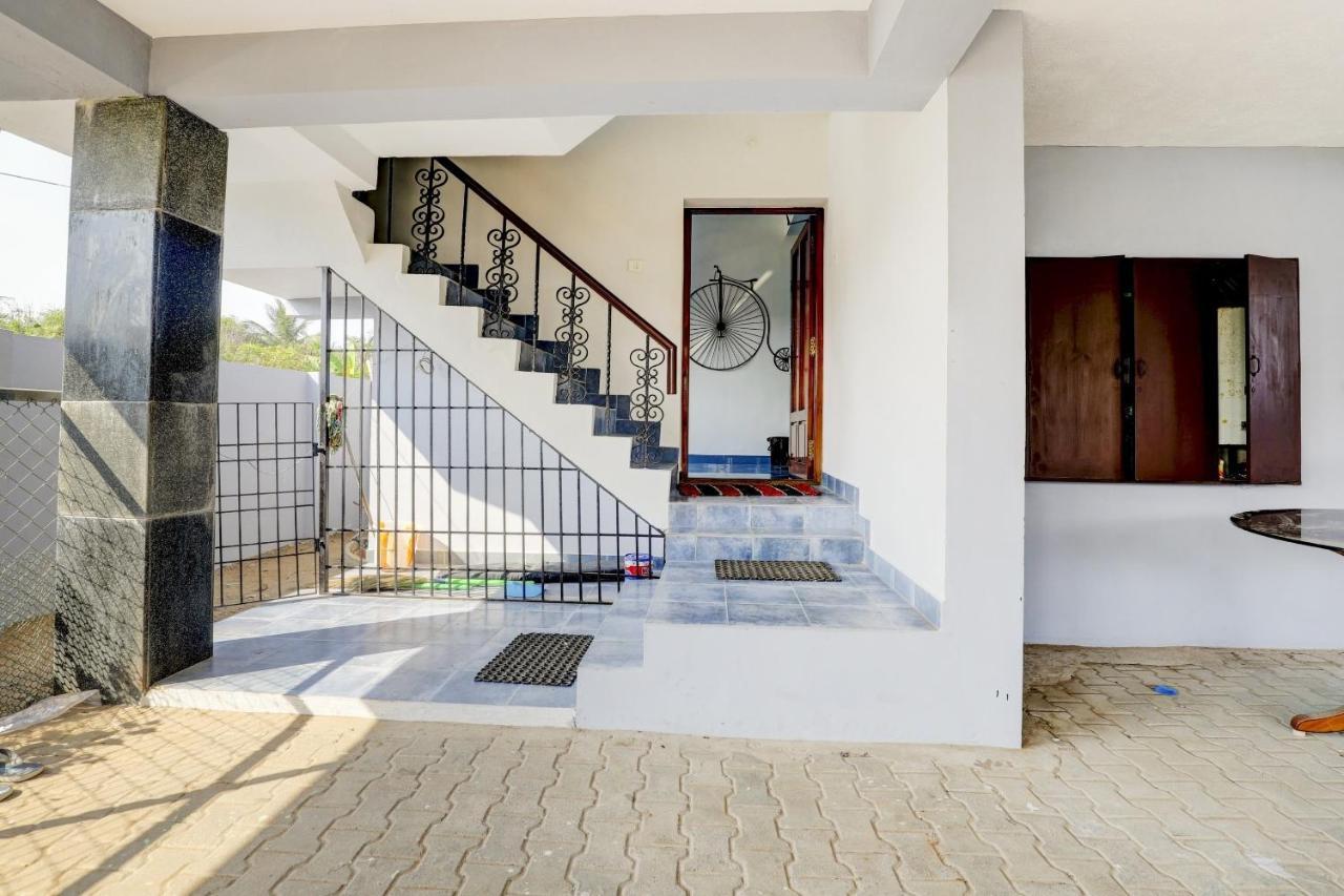 Oyo Home Fantasea Uthandi Near Juhu Beach Madras Buitenkant foto